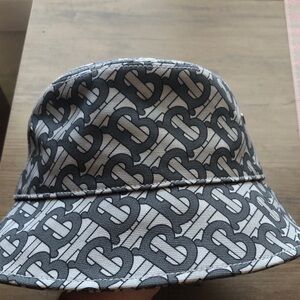 Burberry Monogram Bucket Hat in Gray and White